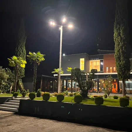 Gysi`s Hotel&restaurant - Near Tirana 4*